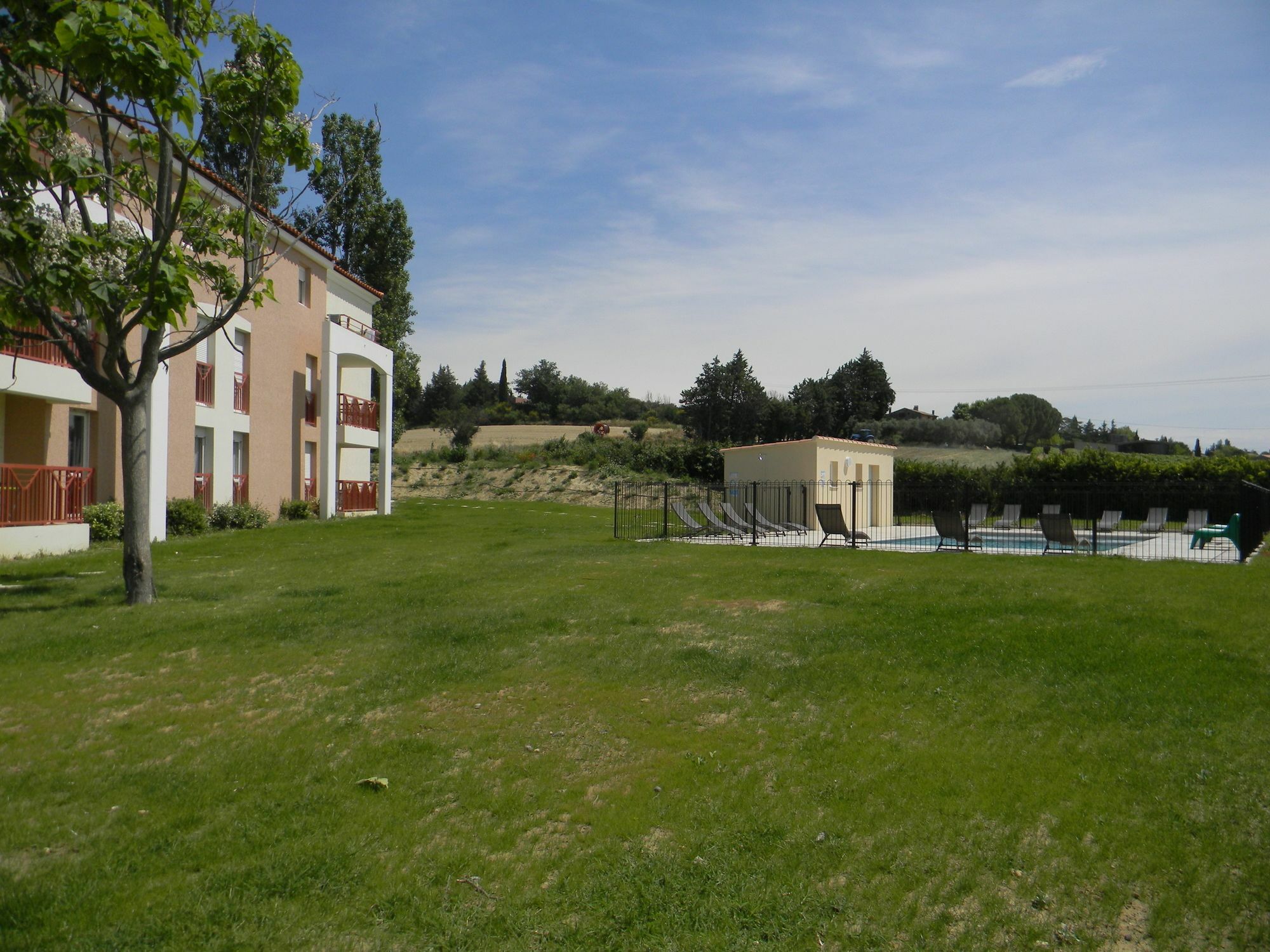 Garden & City Aix En Provence - Puyricard Aix-en-Provence Exterior photo