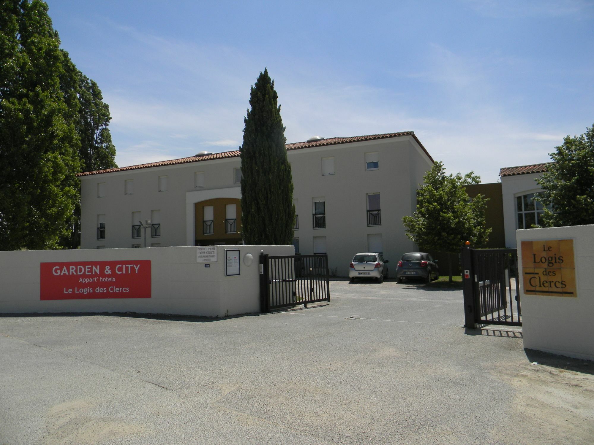 Garden & City Aix En Provence - Puyricard Aix-en-Provence Exterior photo